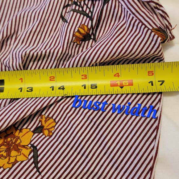 Sweet Wanderer flutter sleeve front wrap  burgundy pinstripe floral blouse - Picture 10 of 10